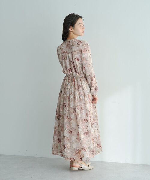 YECCA VECCA（イェッカヴェッカ）の「ぼかしフラワー柄ワンピース（ワンピース・レディース・イエロー/ピンクベージュ・FREE）」の17枚目の写真