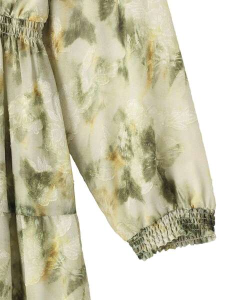 YECCA VECCA（イェッカヴェッカ）の「ぼかしフラワー柄ワンピース（ワンピース・レディース・イエロー/ピンクベージュ・FREE）」の13枚目の写真