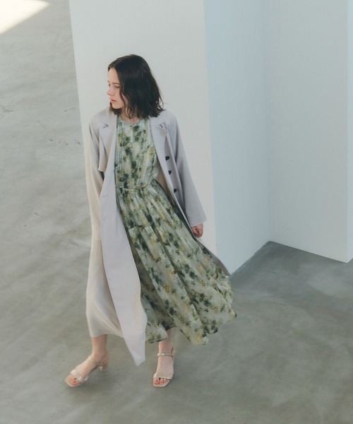 YECCA VECCA（イェッカヴェッカ）の「ぼかしフラワー柄ワンピース（ワンピース・レディース・イエロー/ピンクベージュ・FREE）」の14枚目の写真