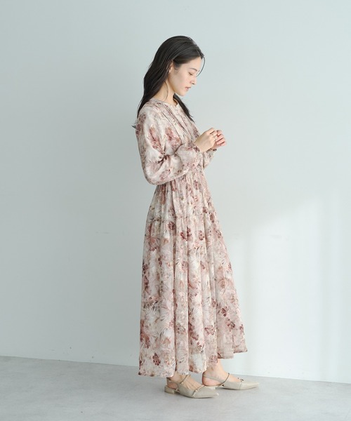 YECCA VECCA（イェッカヴェッカ）の「ぼかしフラワー柄ワンピース（ワンピース・レディース・イエロー/ピンクベージュ・FREE）」の17枚目の写真