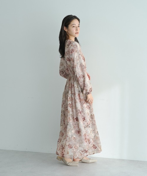 YECCA VECCA（イェッカヴェッカ）の「ぼかしフラワー柄ワンピース（ワンピース・レディース・イエロー/ピンクベージュ・FREE）」の18枚目の写真