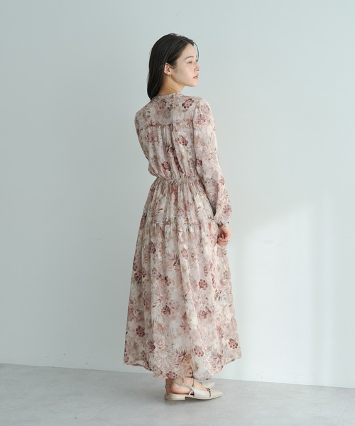 YECCA VECCA（イェッカヴェッカ）の「ぼかしフラワー柄ワンピース（ワンピース・レディース・イエロー/ピンクベージュ・FREE）」の20枚目の写真