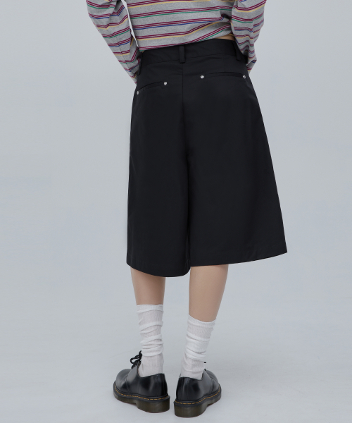 CHICKS(チックス)の「バミューダワイドコットンパンツブラック(その他パンツ・レディース・ブラック・M/S)」の5枚目の写真