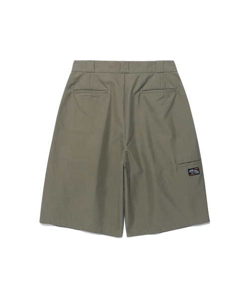 NICE GHOST CLUB(ナイスゴーストクラブ)の「BERMUDAS TWO TUCK WORK SHORTS_BROWN(NG2FMUPA61A)(その他パンツ・レディース・ブラウン・S/M/L)」の2枚目の写真