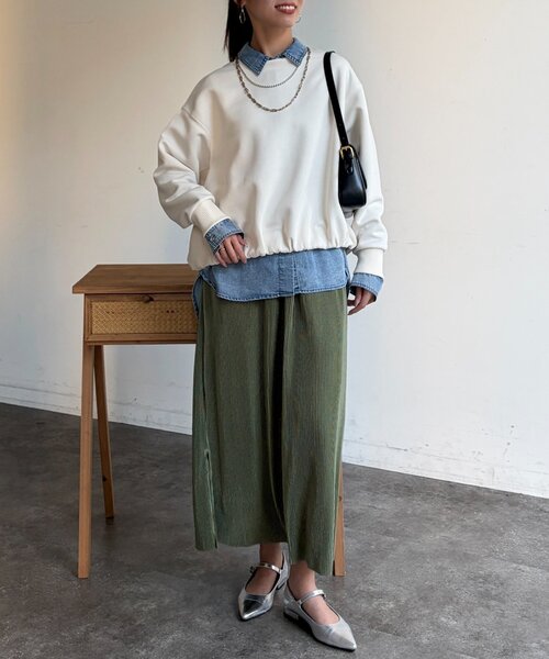 Chez toi(シェトワ)の「軽量ボンディング裾ボリュームプルオーバー(Tシャツ/カットソー・レディース・サックスブルー/アイボリー/グレー・FREE)」の14枚目の写真