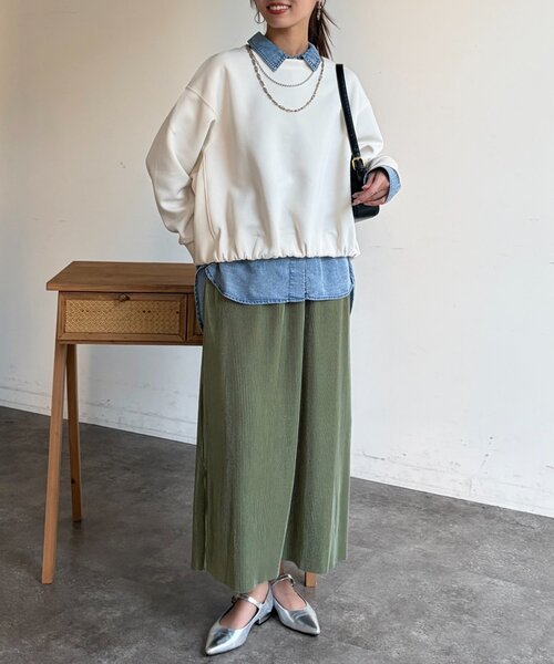 Chez toi(シェトワ)の「軽量ボンディング裾ボリュームプルオーバー(Tシャツ/カットソー・レディース・サックスブルー/アイボリー/グレー・FREE)」の15枚目の写真