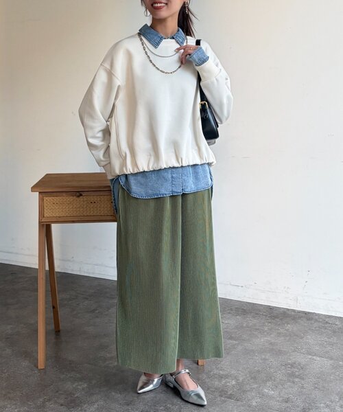 Chez toi(シェトワ)の「軽量ボンディング裾ボリュームプルオーバー(Tシャツ/カットソー・レディース・サックスブルー/アイボリー/グレー・FREE)」の16枚目の写真