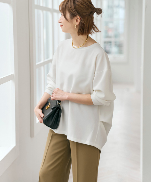 Spick & Span（スピックアンドスパン）の「アムンゼンクロスバックタックブラウス（シャツ/ブラウス・レディース・ベージュ系その他/ホワイト/ネイビー・FREE）」の8枚目の写真