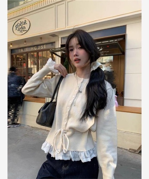 Ritzy(リッツィー)の「6色展開 フリルヘム ドローストリング カーディガン(ニット/セーター・レディース・ピンク/グレー/ブラック/パープル/レッド/ホワイト・FREE)」の9枚目の写真