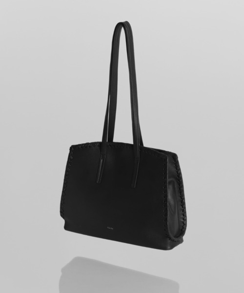 YArKA（ヤーカ）の「【YArKA/ヤーカ】real leather lace up tote bag [lumm3] / レースアップデザイントートバッグ（トートバッグ・レディース・ブラック・FREE）」の3枚目の写真