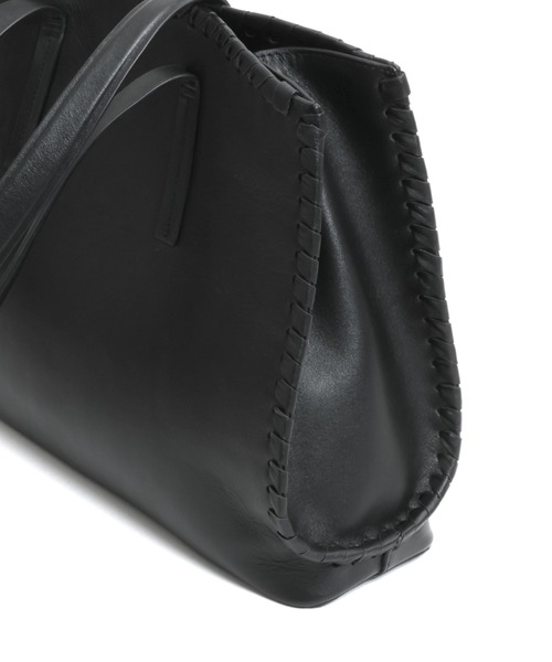 YArKA（ヤーカ）の「【YArKA/ヤーカ】real leather lace up tote bag [lumm3] / レースアップデザイントートバッグ（トートバッグ・レディース・ブラック・FREE）」の9枚目の写真