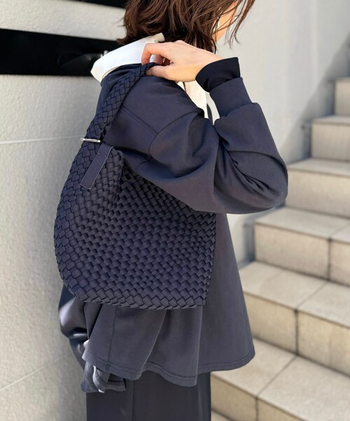 NOLLEY’S（ノーリーズ）の「メッシュワンショルダーバッグS（ショルダーバッグ・レディース・ブラウン系その他/ブラック/ネイビー/サックスブルー・FREE）」の7枚目の写真