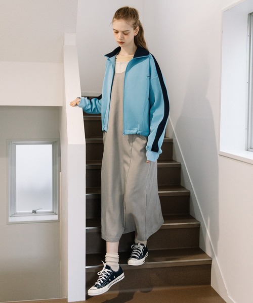 POU DOU DOU（プードゥドゥ）の「pdd刺繍クロップドトラックジャケット（その他アウター・レディース・ブラウン/ベージュ/ブルー・3）」の5枚目の写真