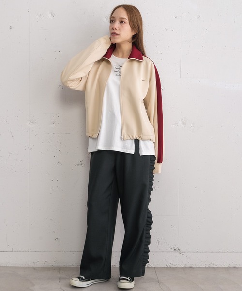 POU DOU DOU（プードゥドゥ）の「pdd刺繍クロップドトラックジャケット（その他アウター・レディース・ブラウン/ベージュ/ブルー・3）」の11枚目の写真