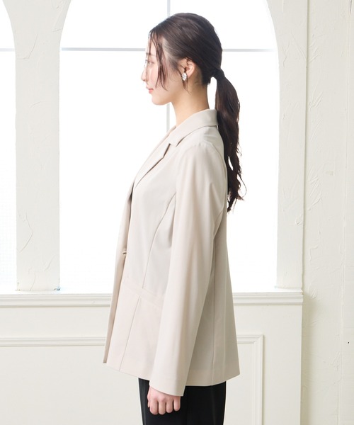 AIMER（エメ）の「ゴールドボタンダブルテーラードジャケット（テーラードジャケット・レディース・グレイッシュベージュ/ダークネイビー・MEDIUM）」の11枚目の写真