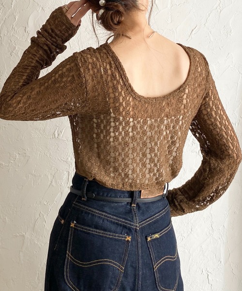 She's Closet(シーズクローゼット)の「長袖バックオープンクルーネック レースシアートップス(Tシャツ/カットソー・レディース・ブラウン/アイボリー/ブラック・FREE)」の3枚目の写真