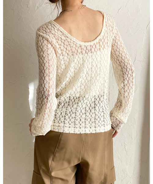 She's Closet(シーズクローゼット)の「長袖バックオープンクルーネック レースシアートップス(Tシャツ/カットソー・レディース・ブラウン/アイボリー/ブラック・FREE)」の6枚目の写真
