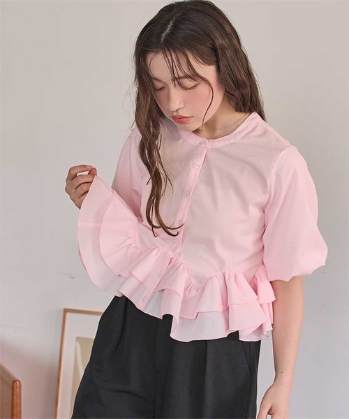 titivate(ティティベイト)の「ランダムフリルヘムシャツトップス(シャツ/ブラウス・レディース・オフホワイト/ブルー/ブラック/ブルー系その他/ピンク・L/M)」の5枚目の写真