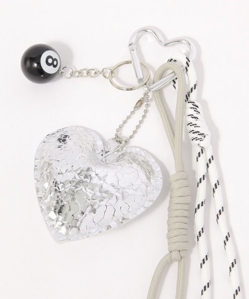 LEPSIM（レプシィム）の「ジャラジャラチャーム　643454（キーホルダー・レディース・ライトグレー/オフホワイト/ブラック・ONE SIZE）」の4枚目の写真