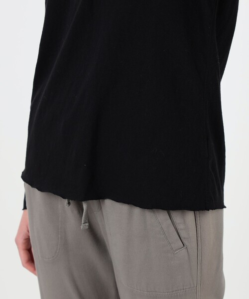 JAMES PERSE(ジェームスパース)の「スラブジャージーチュニックヘンリーネックプルオーバー WJD3285(Tシャツ/カットソー・レディース・ブラック/グレー・1)」の4枚目の写真