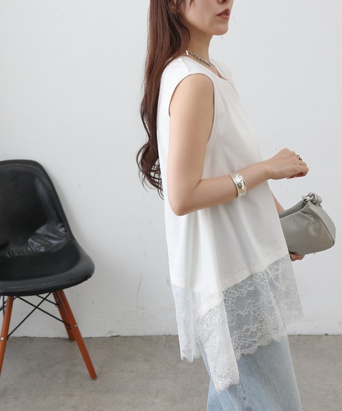 COLONY 2139（コロニートゥーワンスリーナイン）の「裾レースイレヘムノースリーブプルオーバー（Tシャツ/カットソー・レディース・オフホワイト/ブラック・FREE）」の2枚目の写真