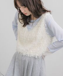 RETRO GIRL（レトロガール）の「フェザーショートベスト（ベスト）」