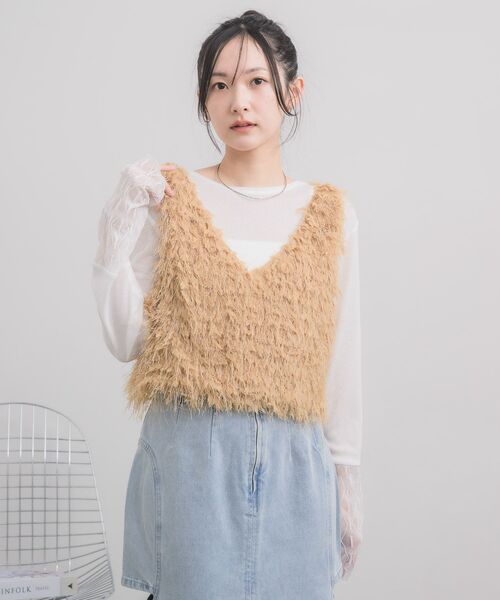 RETRO GIRL(レトロガール)の「フェザーショートベスト(ベスト・レディース・ブラック/ベージュ/ナチュラル・FREE)」の20枚目の写真