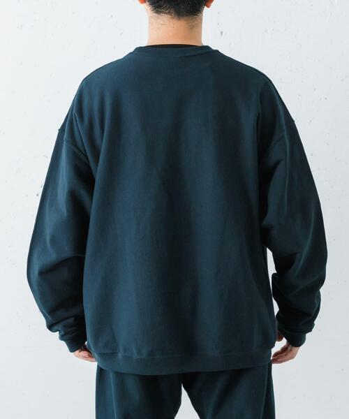 Champion(チャンピオン)の「『別注』Champion×Wide Dad RW DAD SWEAT CREW-NECK(スウェット・メンズ・ネイビー・1/2)」の14枚目の写真