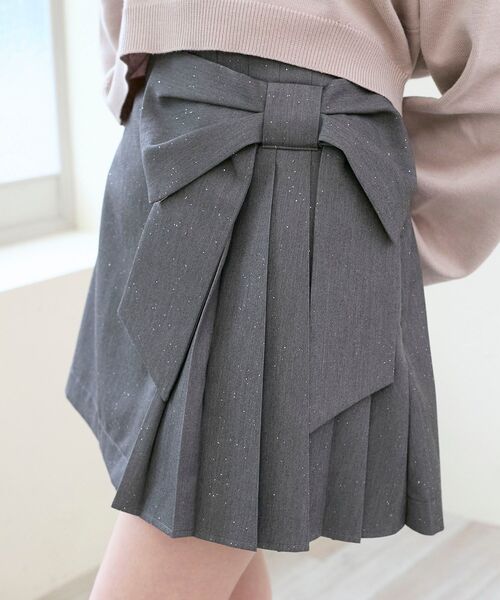 MAJESTIC LEGON（マジェスティックレゴン）の「キラキラリボンプリーツスカパン（スカート・レディース・ブラック/アイボリー/グレー・MEDIUM）」の20枚目の写真