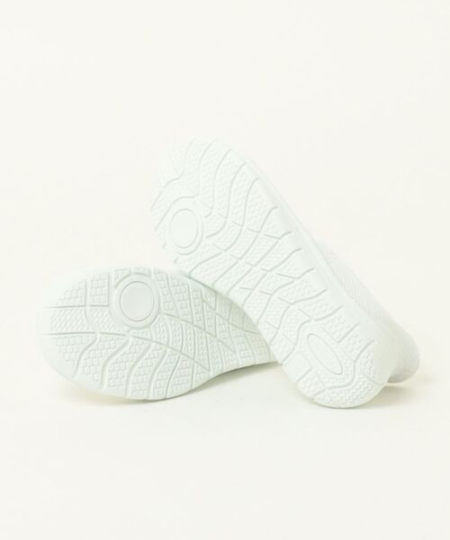 Bio Fitter(バイオフィッター)の「【bio fitter】スパットシューズ バレーシューズ(スリッポン・レディース・ホワイト・18.0cm/18.5cm/19.0cm/19.5cm/20.0cm/20.5cm/21.0cm/21.5cm/22.0cm/22.5cm/23.0cm/23.5cm/24.0cm/24.5cm/25.0cm/25.5cm/26.0cm)」の3枚目の写真