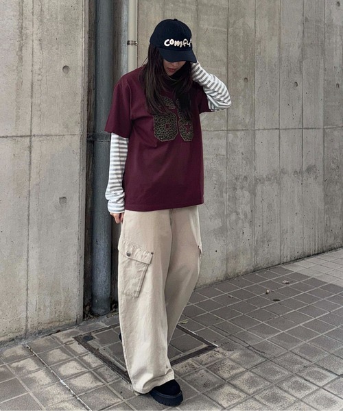 sedacle(セダクル)の「レオパ―ドアップリケTシャツ(Tシャツ/カットソー・メンズ・オフホワイト/ボルドー・MEDIUM/SMALL/LARGE)」の16枚目の写真