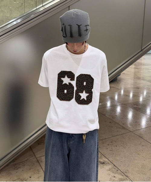 sedacle(セダクル)の「レオパ―ドアップリケTシャツ(Tシャツ/カットソー・メンズ・オフホワイト/ボルドー・MEDIUM/SMALL/LARGE)」の18枚目の写真