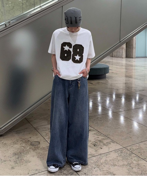 sedacle(セダクル)の「レオパ―ドアップリケTシャツ(Tシャツ/カットソー・メンズ・オフホワイト/ボルドー・MEDIUM/SMALL/LARGE)」の3枚目の写真