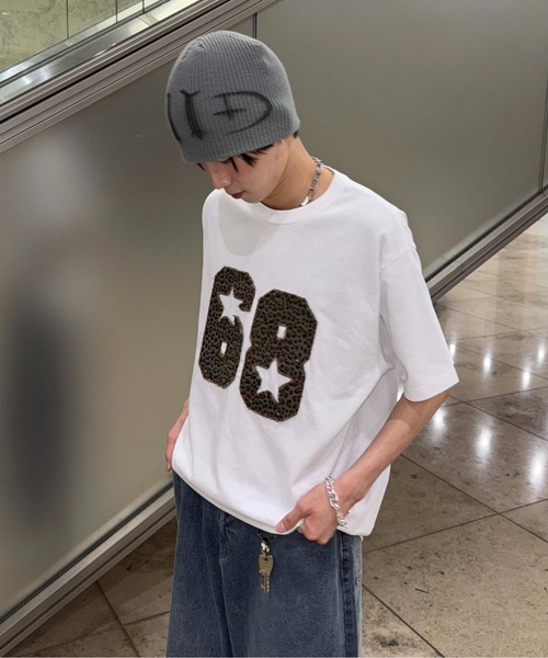 sedacle(セダクル)の「レオパ―ドアップリケTシャツ(Tシャツ/カットソー・メンズ・オフホワイト/ボルドー・MEDIUM/SMALL/LARGE)」の19枚目の写真