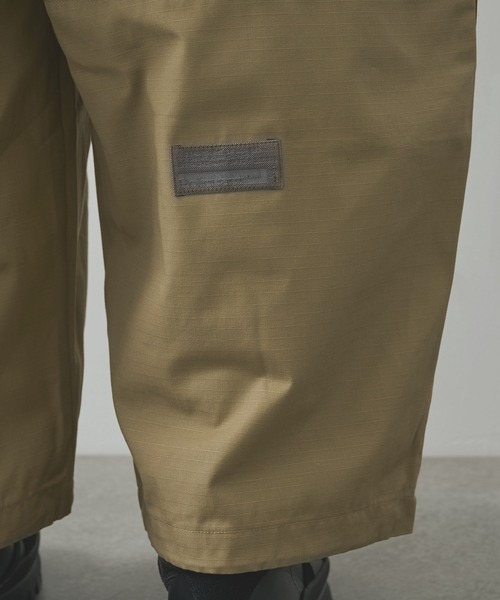 POLIQUANT(ポリクアント)の「【POLIQUANT/ポリクアント】THE CHANGING LENGTH/HEM CROPPED CARGO PANTS(カーゴパンツ・メンズ・オリーブ/ブラック/ベージュ・1/3)」の16枚目の写真