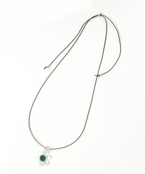 LOWRYS FARM（ローリーズファーム）の「ガラスフラワーネックレス 660191（ネックレス・レディース・グリーン/イエロー・FREE）」の3枚目の写真