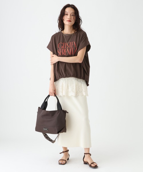 Elura（エルーラ）の「≪UVカット・接触冷感≫フロントギャザーロゴT/670094（Tシャツ/カットソー・レディース・ブラック/ホワイト×ブラック/ホワイト×ピンク/ダークブラウン・FREE）」の19枚目の写真