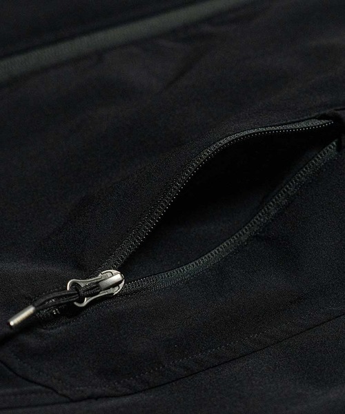 Pyrenex(ピレネックス)の「【PYRENEX】LANE シェルジャケット(その他アウター・メンズ・ベージュ/ブラック・M/L/XL/S)」の7枚目の写真