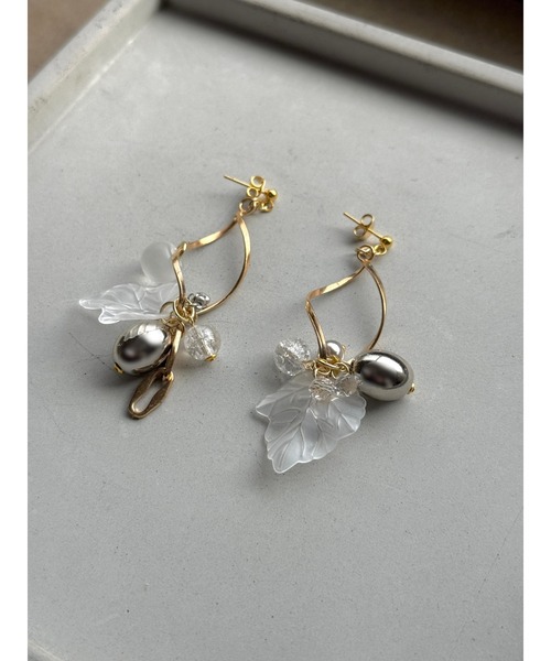 tone(トーン)の「【musk】フロストリーフのシンプルピアス(MA)(ピアス(両耳用)・レディース・シルバー・FREE)」の3枚目の写真