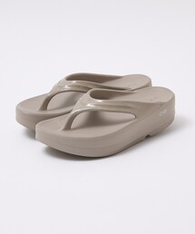 OOFOS（ウーフォス）の「【OOFOS/ウーフォス】Oomega / 2026年モデル / リカバリーサンダル / ビーチサンダル【WEB限定】（サンダル）」