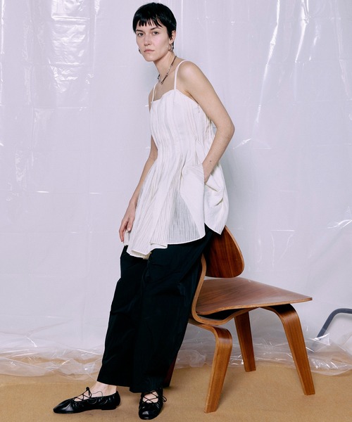 MAISON SPECIAL(メゾンスペシャル)の「【PRE-ORDER】Knife Pleat Mini Dress/ナイフプリーツミニワンピース(シャツ/ブラウス・レディース・ブラック/アイボリー・FREE)」の7枚目の写真