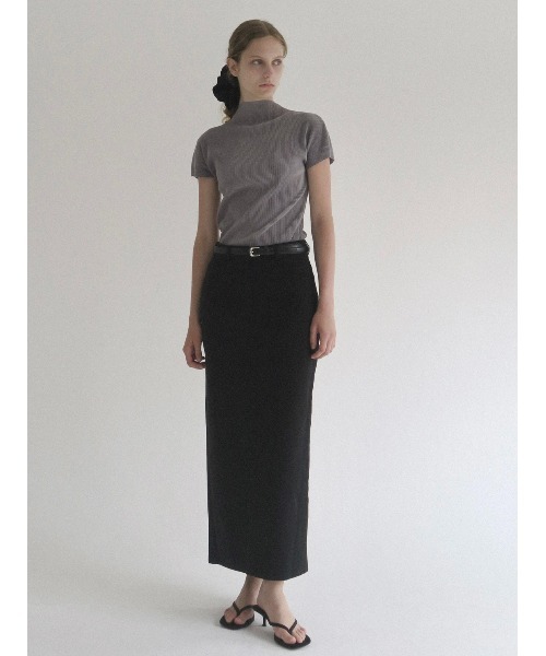 NOWNS(ナウンス)の「Seine | Pleats tops(Tシャツ/カットソー・レディース・アイボリー/グレー/ブラック/ネイビー/ブラウン・FREE)」の9枚目の写真
