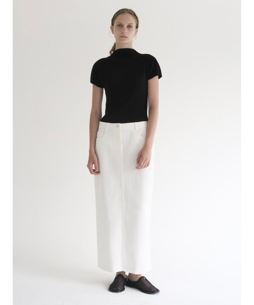 NOWNS(ナウンス)の「Seine | Pleats tops(Tシャツ/カットソー・レディース・アイボリー/グレー/ブラック/ネイビー/ブラウン・FREE)」の13枚目の写真