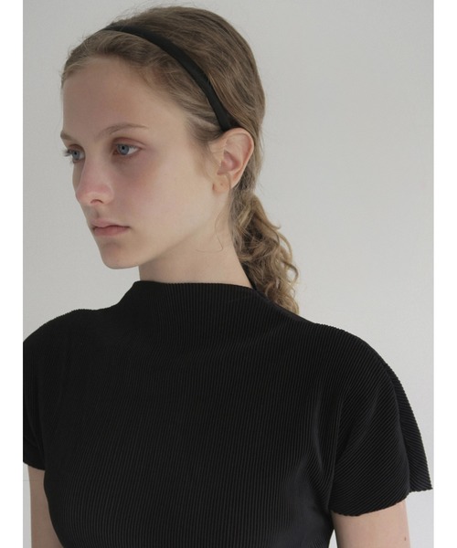 NOWNS(ナウンス)の「Seine | Pleats tops(Tシャツ/カットソー・レディース・アイボリー/グレー/ブラック/ネイビー/ブラウン・FREE)」の10枚目の写真