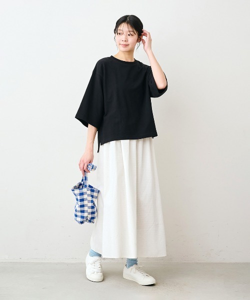 Live in comfort(リブインコンフォート)の「リブ イン コンフォート 抜け感UP!重ねるためのミニ裏毛トップス(Tシャツ/カットソー・レディース・ブラック/オートミール/チャコールグレー・M/S/3L/LL/L)」の16枚目の写真