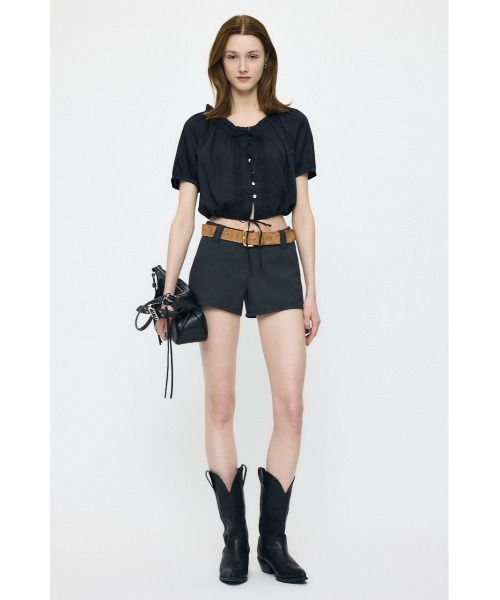 MOUSSY(マウジー)の「SCOOP NECK PIN TUCK ブラウス(シャツ/ブラウス・レディース・ブラック/ネイビー/ホワイト・FREE)」の8枚目の写真