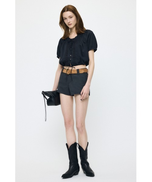 MOUSSY(マウジー)の「SCOOP NECK PIN TUCK ブラウス(シャツ/ブラウス・レディース・ブラック/ネイビー/ホワイト・FREE)」の9枚目の写真