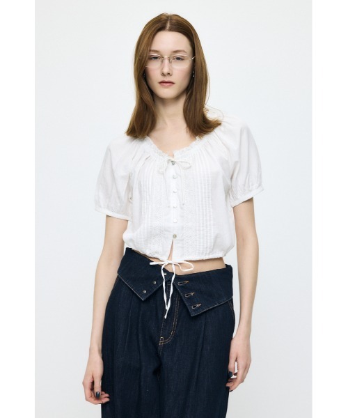 MOUSSY(マウジー)の「SCOOP NECK PIN TUCK ブラウス(シャツ/ブラウス・レディース・ブラック/ネイビー/ホワイト・FREE)」の16枚目の写真