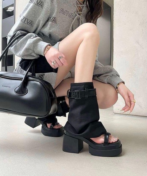 WESTSEA(ウエストシー)の「オープントゥ 厚底 サマーブーツサンダル(サンダル・レディース・ベージュ/ブラック・S/M/L/XL)」の7枚目の写真