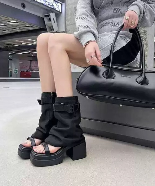 WESTSEA(ウエストシー)の「オープントゥ 厚底 サマーブーツサンダル(サンダル・レディース・ベージュ/ブラック・S/M/L/XL)」の8枚目の写真